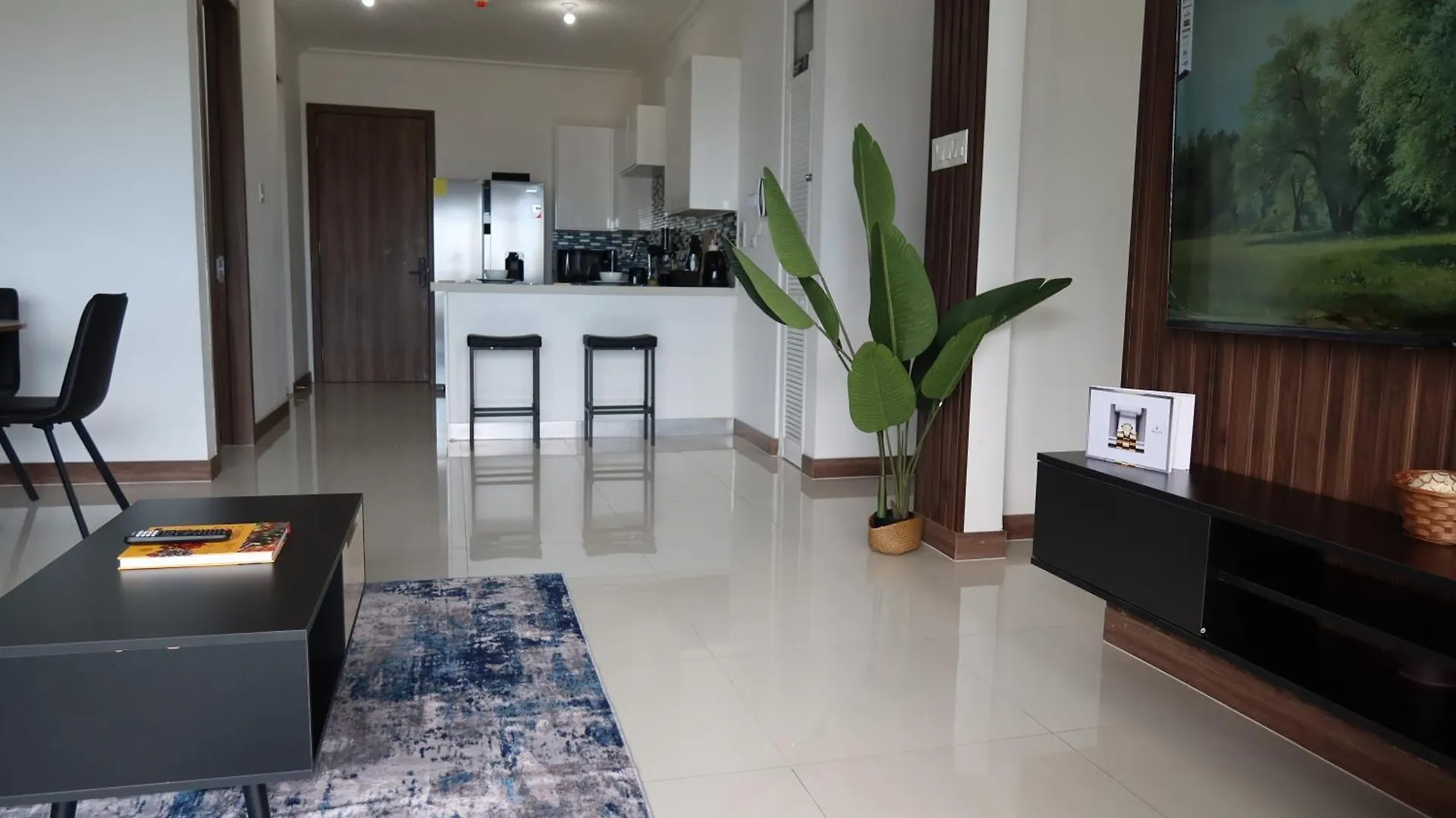 The Serene - Modern Luxury Apartment Kingston