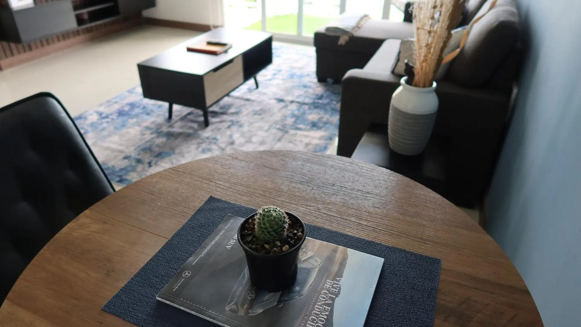 The Serene - Modern Luxury Apartment Kingston